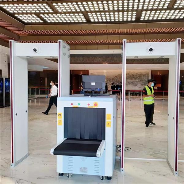 بوابة كشف معادن بوابات تفتيش امنية عالية الحساسيه 