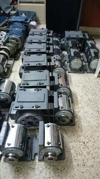 قطع غيار مصانع البلك ومضخات الأسمنت ومعدات الطرق ٢١
